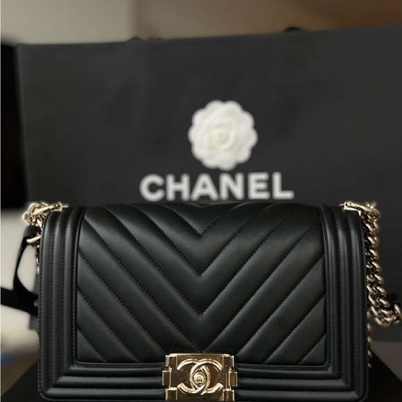 Chanel LeBoy - Picture 2 of 6